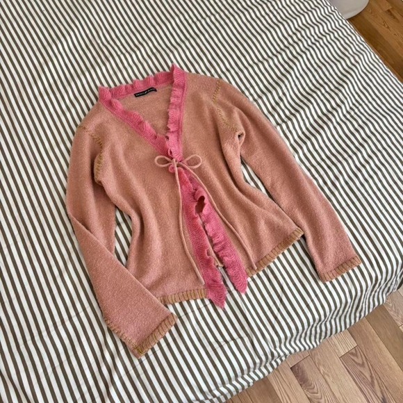 VINTAGE TIE CARDIGAN - Picture 2 of 3